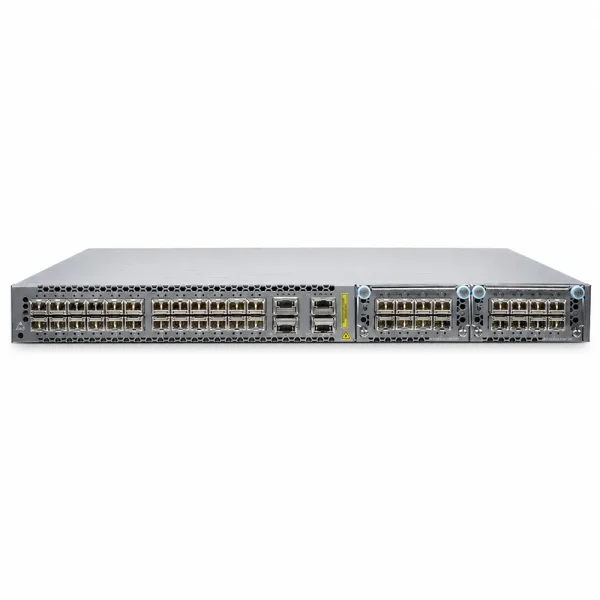 Switch Juniper 24 SFP+/SFP ports, 4 QSFP+ ports EX4600-40F-AFI